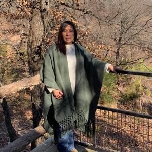 Meet your Posher, Isa